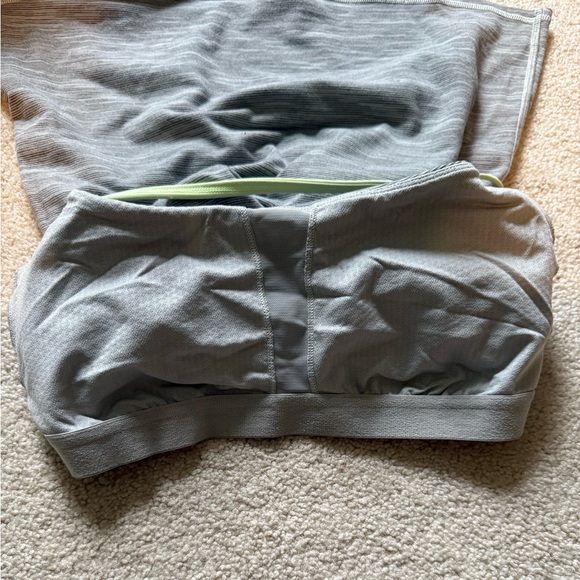 Lululemon gray and green stray tank top size 4 - Picture 4 of 5